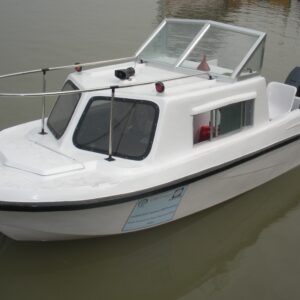 Cabin Cruiser (Half Cabin)